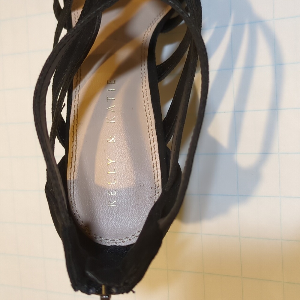 Black Kelly & Katie Jazelle Strappy Suede Heels size 8M - Picture 6 of 7